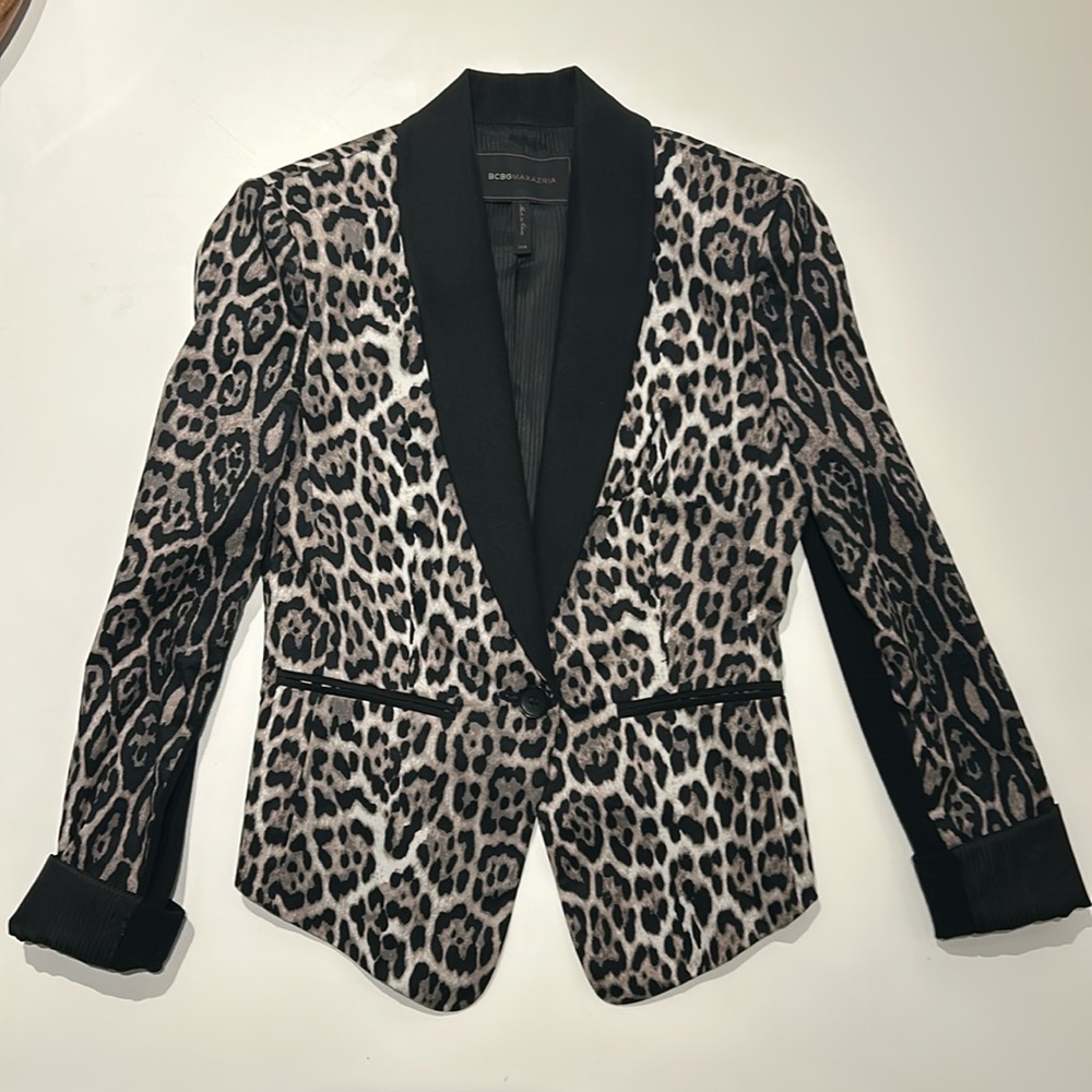 BCBGMAXAZRIA “Bowie” leopard blazer xxs